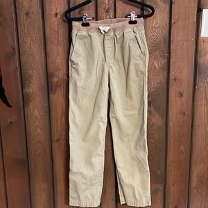 Lands End tan size medium (10-12) youth boys flat front pants.